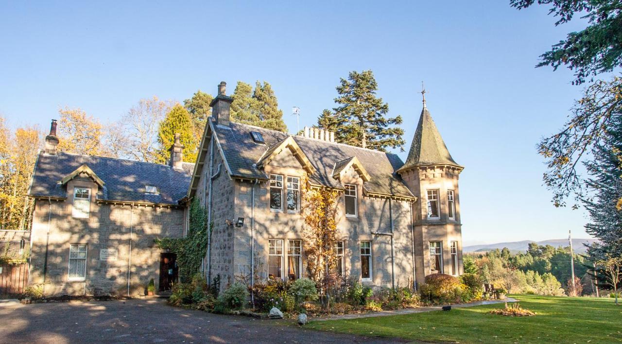 Tigh Na Sgiath Country House Hotel Grantown-on-Spey エクステリア 写真