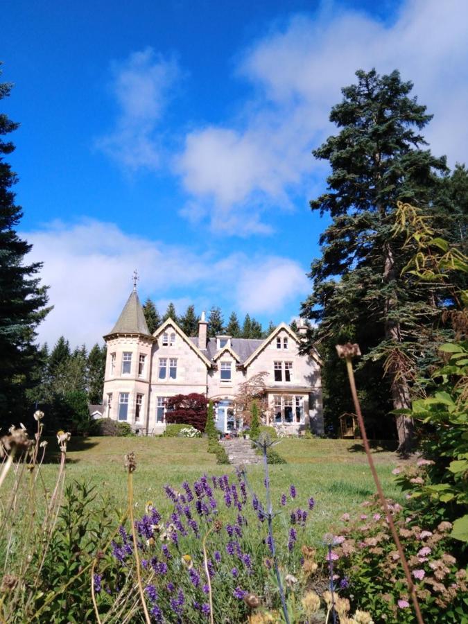 Tigh Na Sgiath Country House Hotel Grantown-on-Spey エクステリア 写真