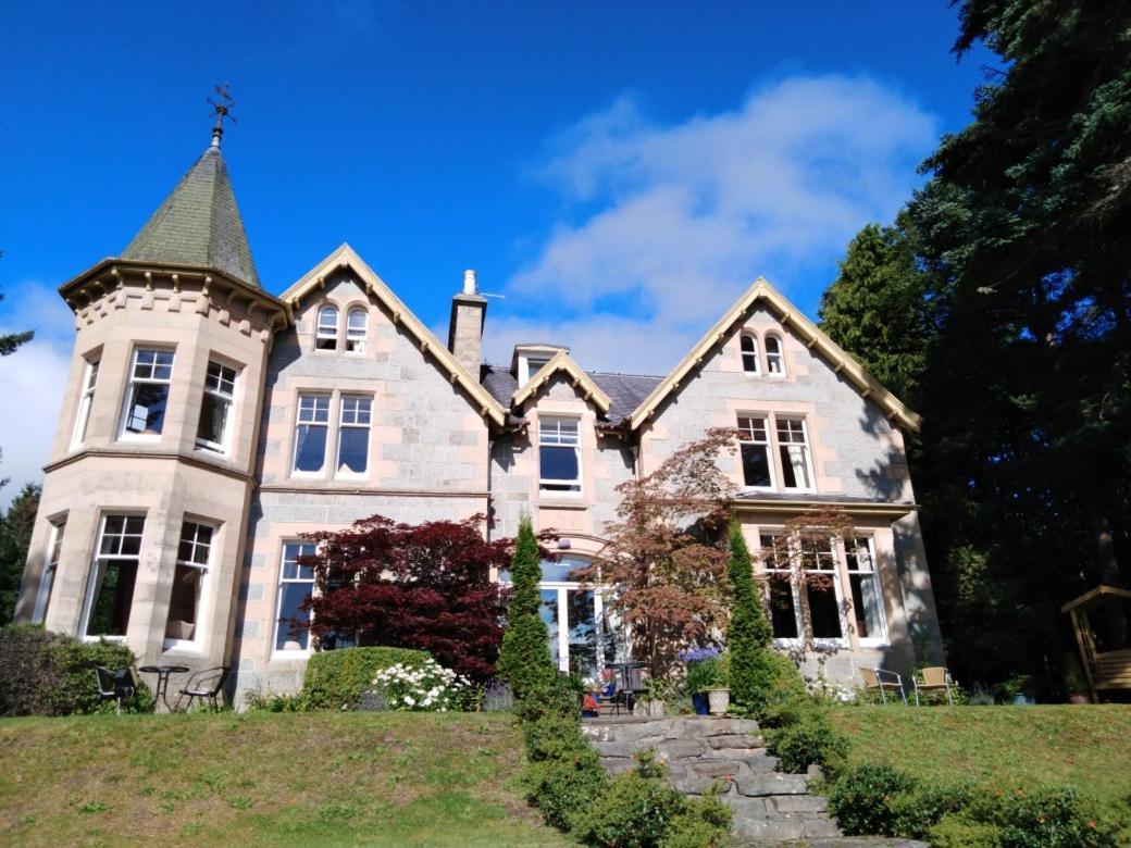 Tigh Na Sgiath Country House Hotel Grantown-on-Spey エクステリア 写真